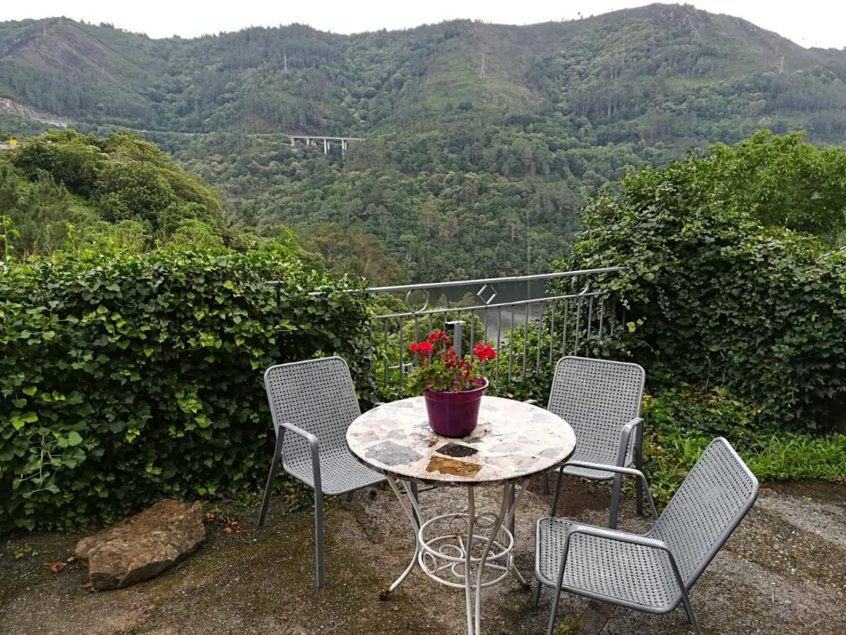 Вилла Las Casitas De Peares Carballedo  Экстерьер фото