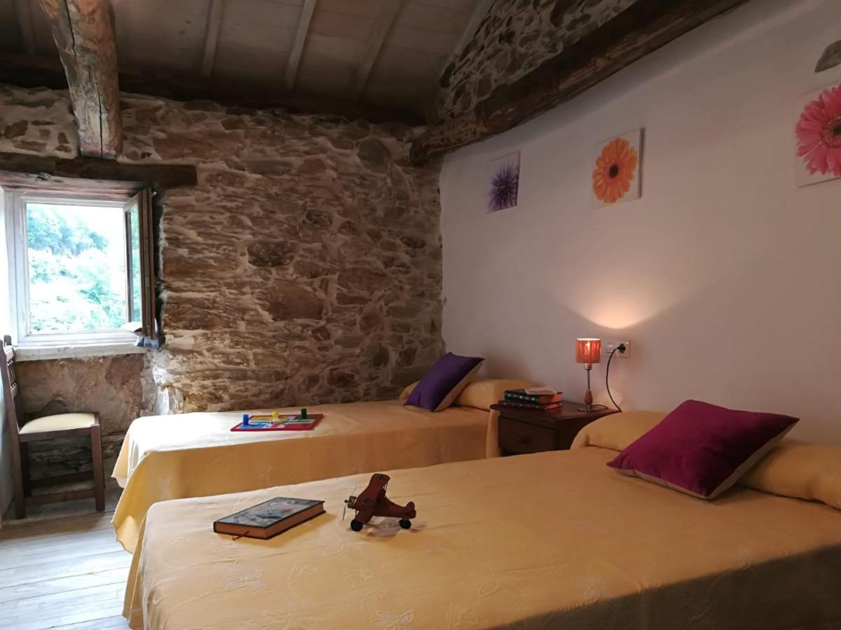 Вилла Las Casitas De Peares Carballedo  Экстерьер фото